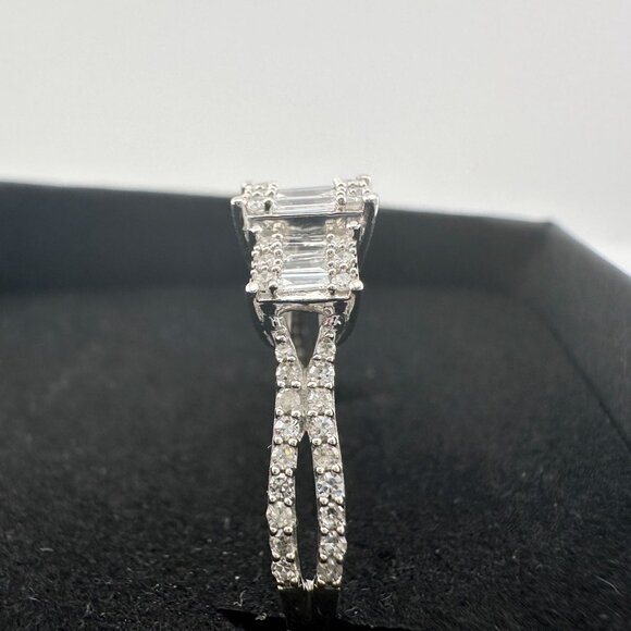 Stunning 1/2 Carat VS Lab Diamond Ring with Digital Appraisal Size 10 - Picture 13 of 16